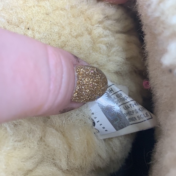 Ugg CLASSIC SHORT boots - Picture 8 of 9